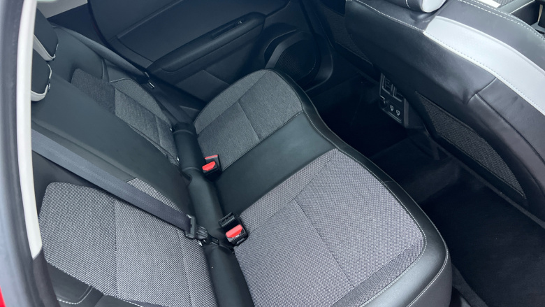 Renault Captur 1.3 TCE 130 S Edition 5dr EDC Petrol Hatchback